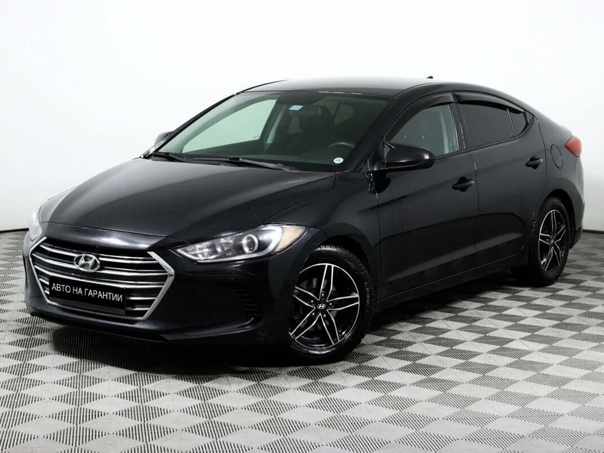 Hyundai Elantra VI (AD) · Active
