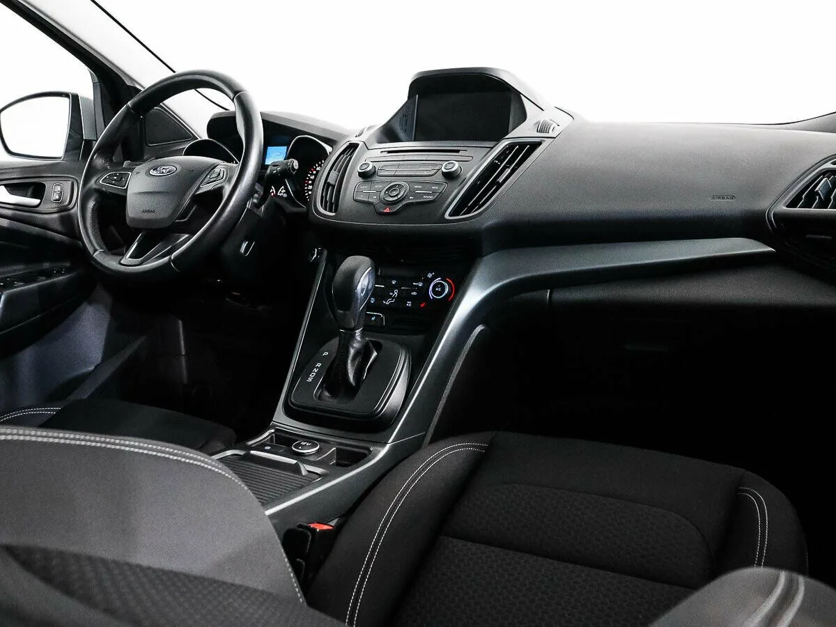 Ford Kuga II Рестайлинг · Trend — фото 5