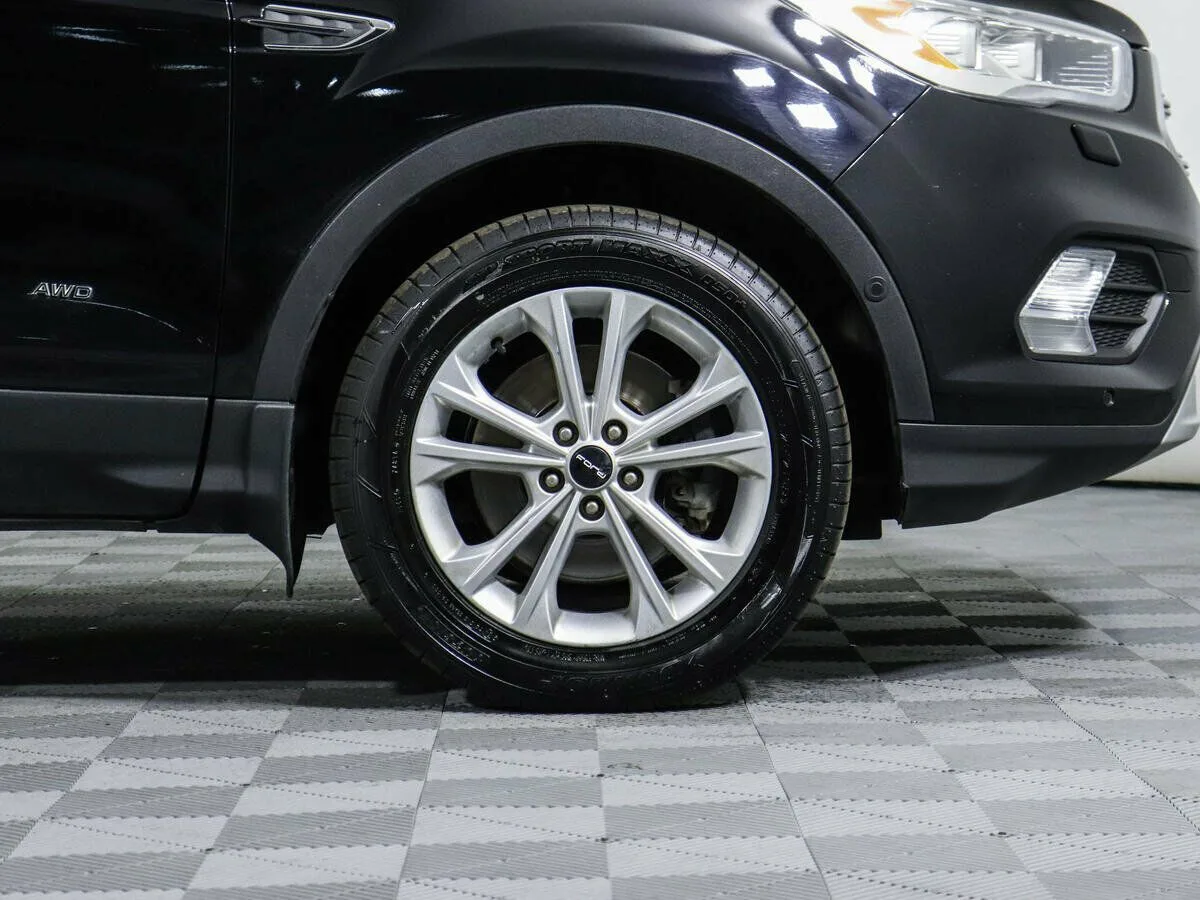 Ford Kuga II Рестайлинг · Platinum — фото 5