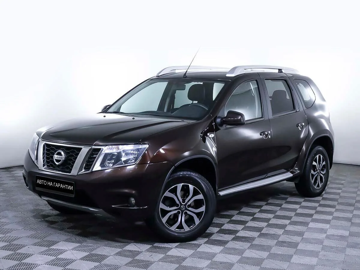 Nissan Terrano III (D10) · Elegance