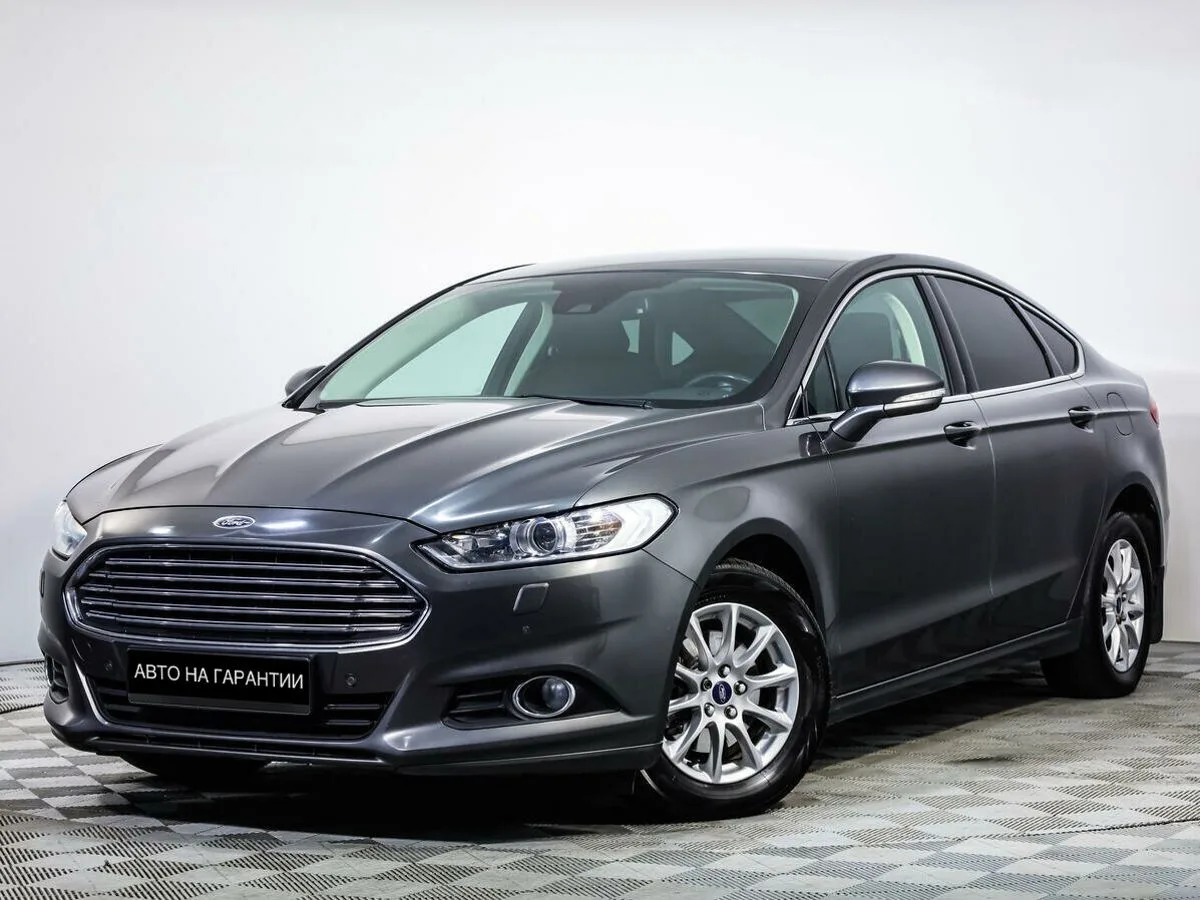 Ford Mondeo V · Ambiente