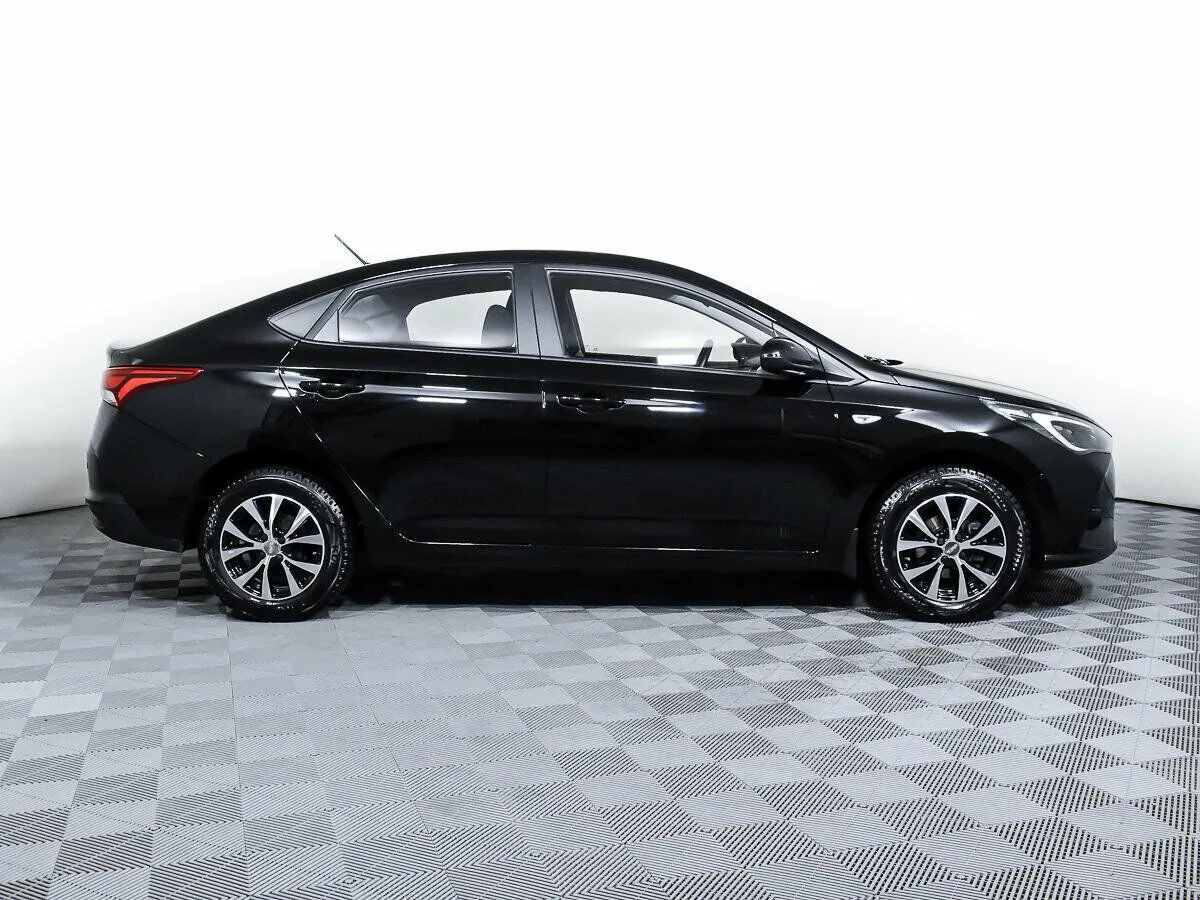 Hyundai Solaris II Рестайлинг · Active Plus — фото 4