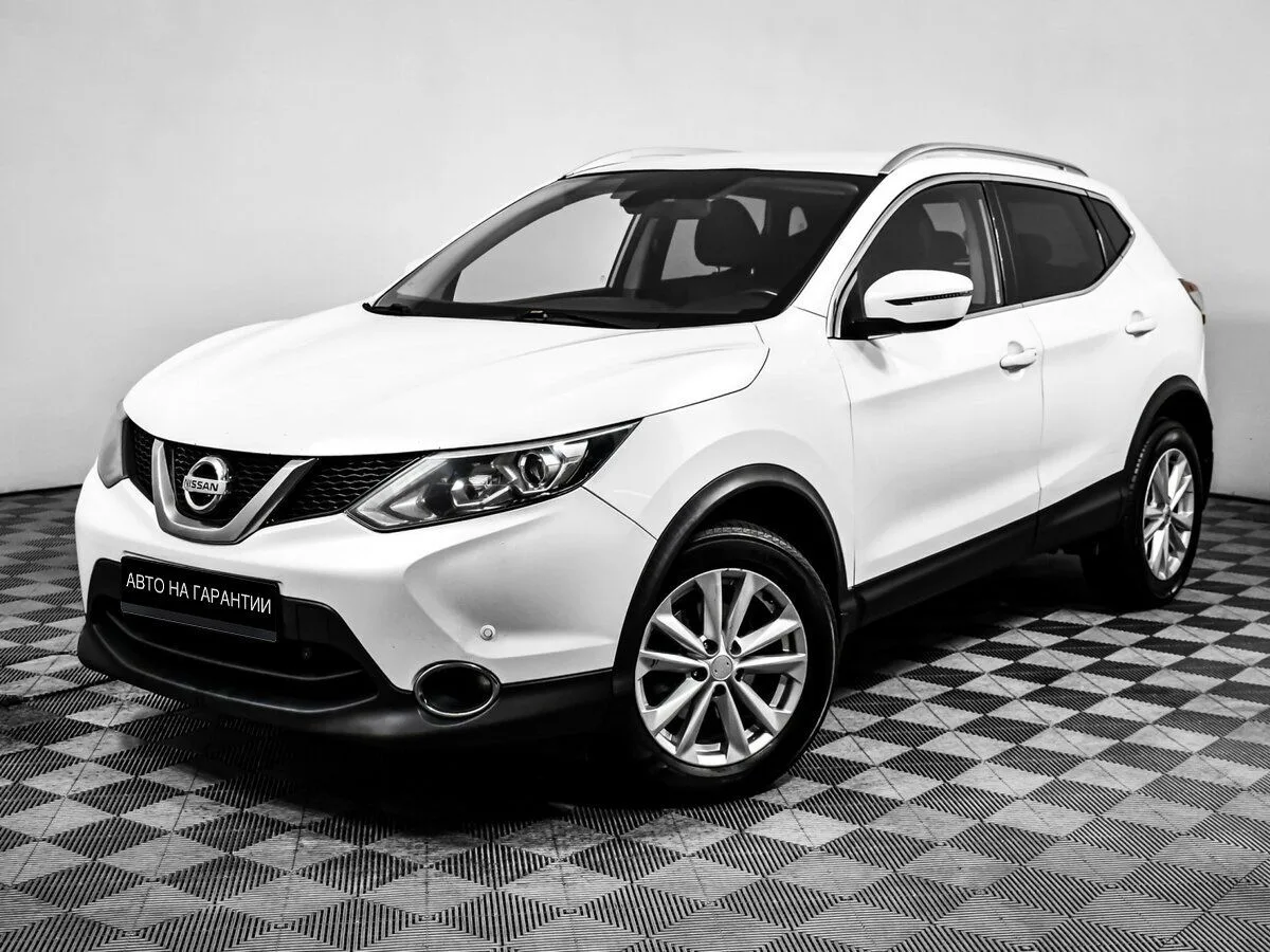 Nissan Qashqai II · SE