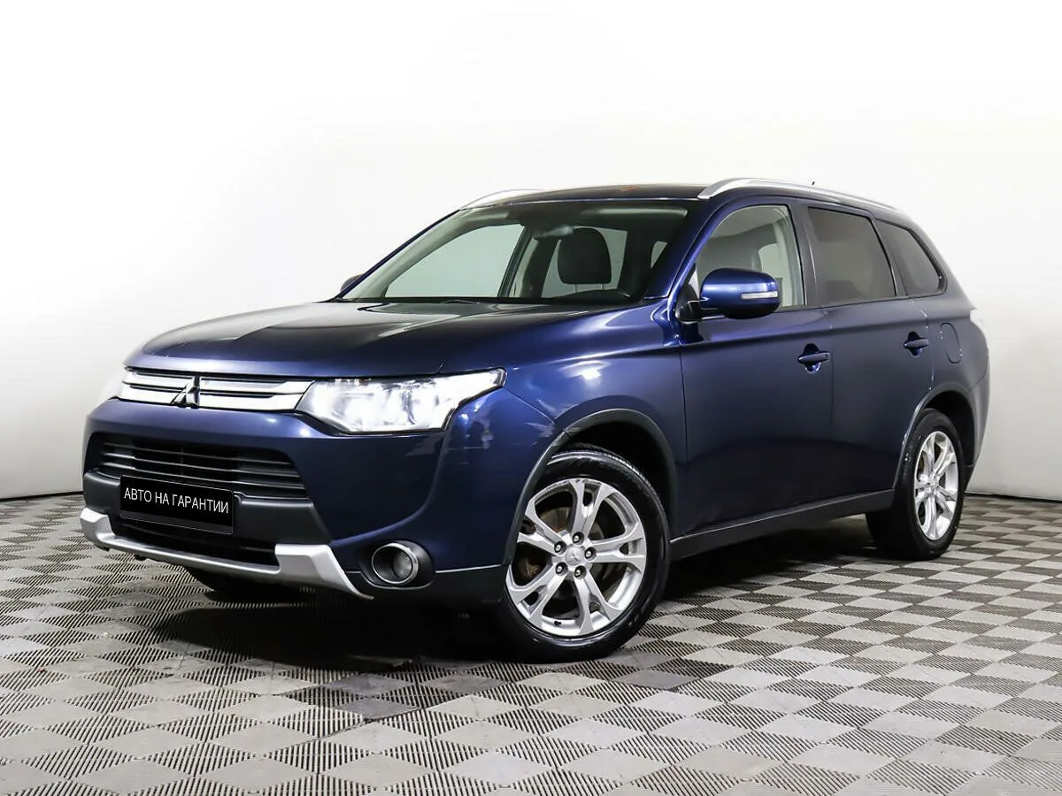 Mitsubishi Outlander III Рестайлинг · Invite