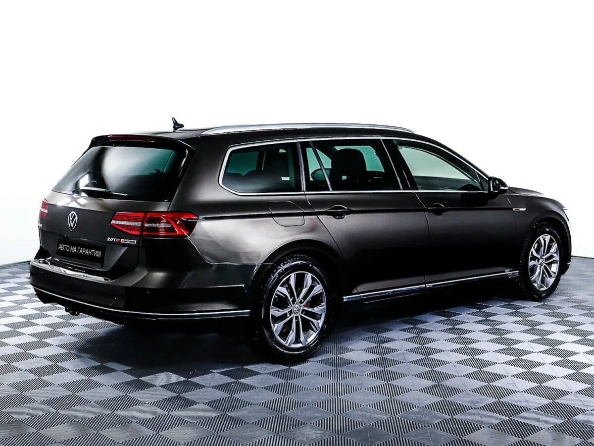 Volkswagen Passat B8 — фото 5