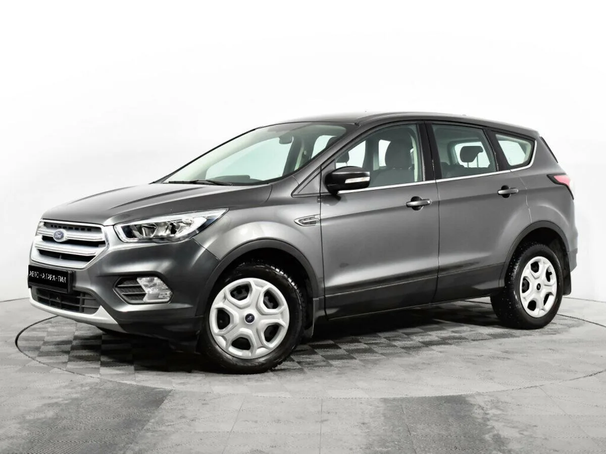 Ford Kuga II Рестайлинг · Ambiente