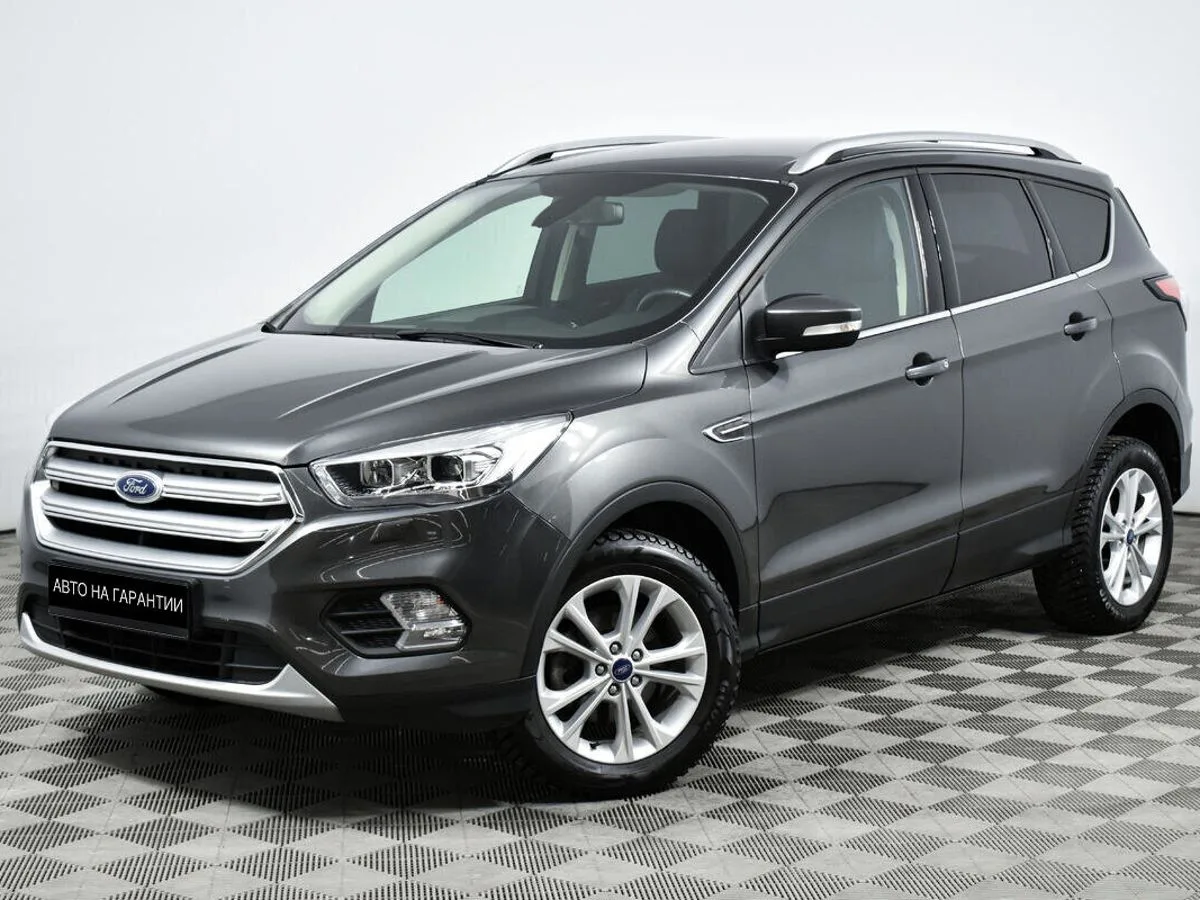 Ford Kuga II Рестайлинг · Trend (2017)