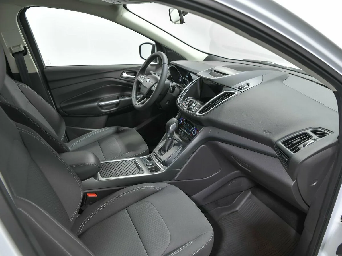 Ford Kuga II Рестайлинг · Trend (2017) — фото 5