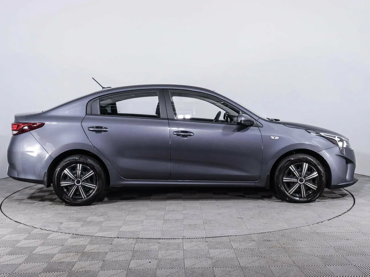 Kia Rio IV Рестайлинг · Luxe AV — фото 4