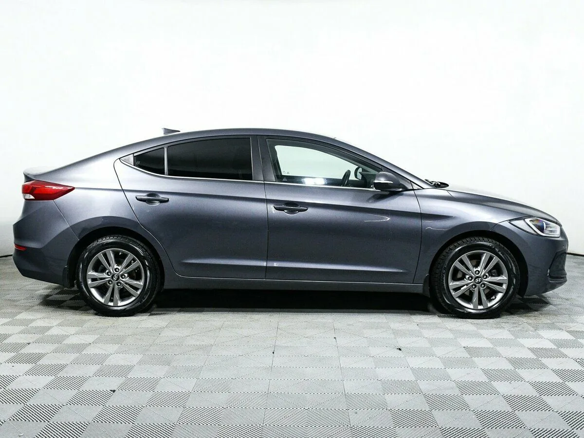 Hyundai Elantra VI (AD) · Comfort — фото 4
