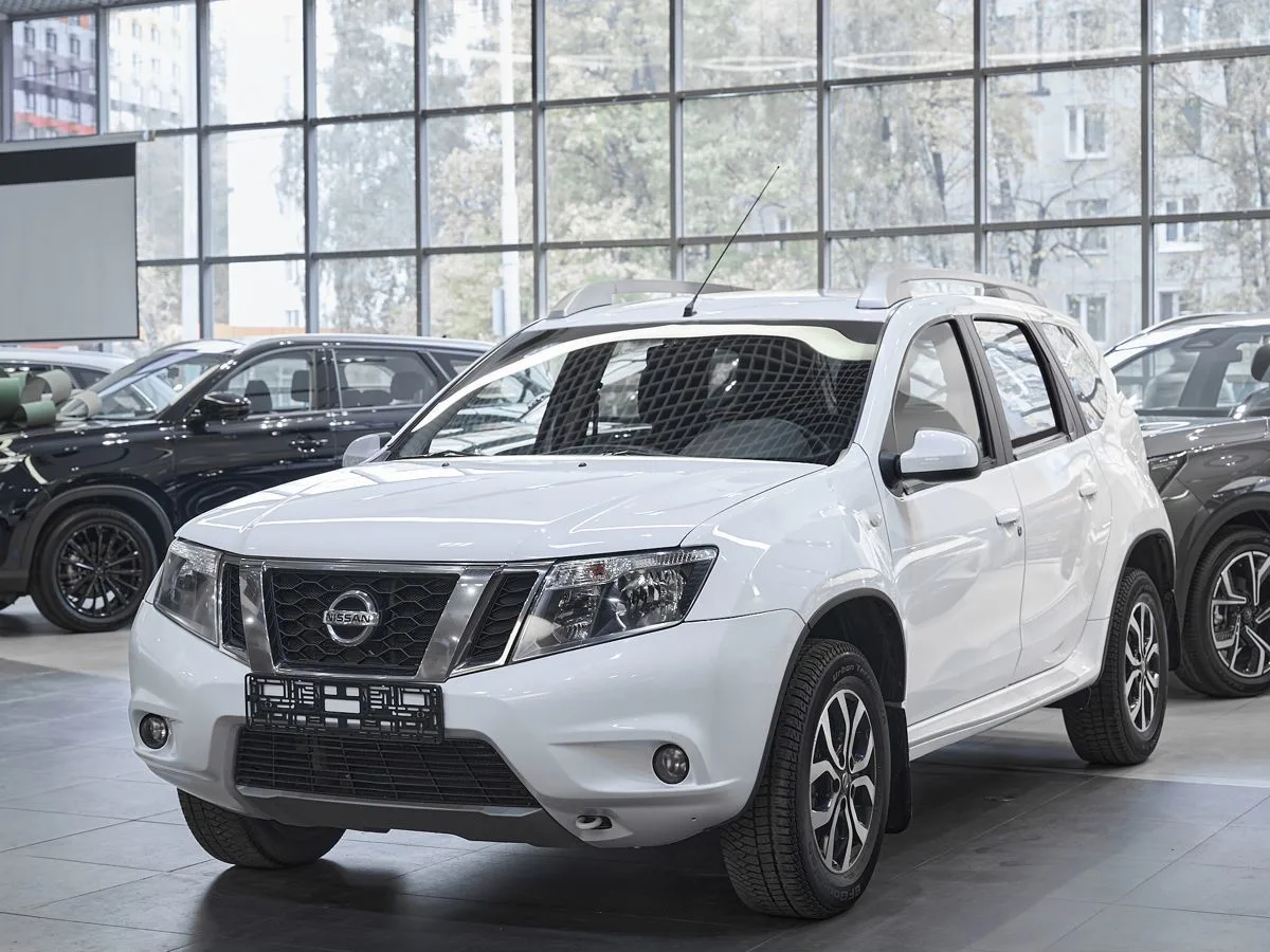 Nissan Terrano III (D10) — фото 3