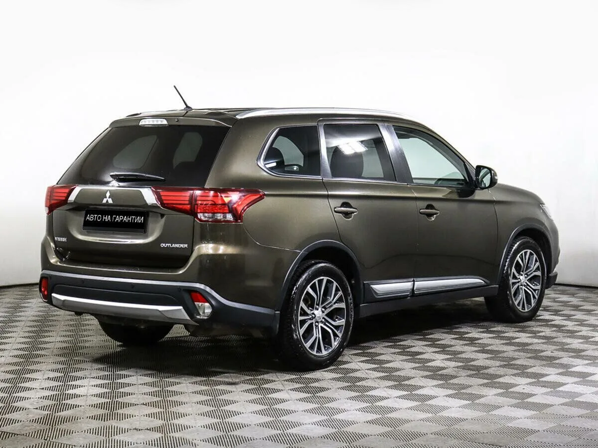 Mitsubishi Outlander III Рестайлинг 2 · Instyle — фото 3