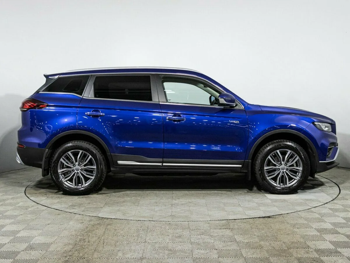 Geely Atlas Pro Luxury — фото 4