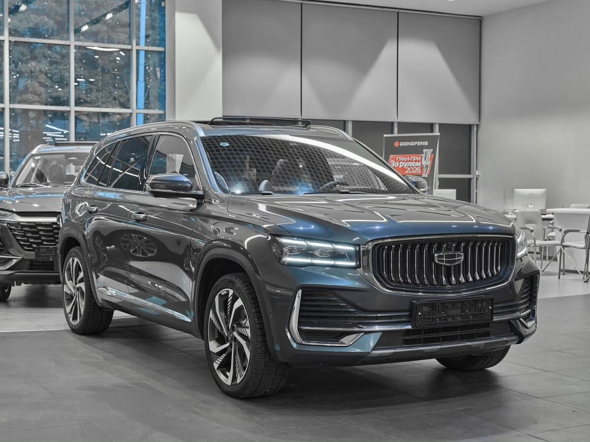 Geely Monjaro I · Flagship (Xingyue L)