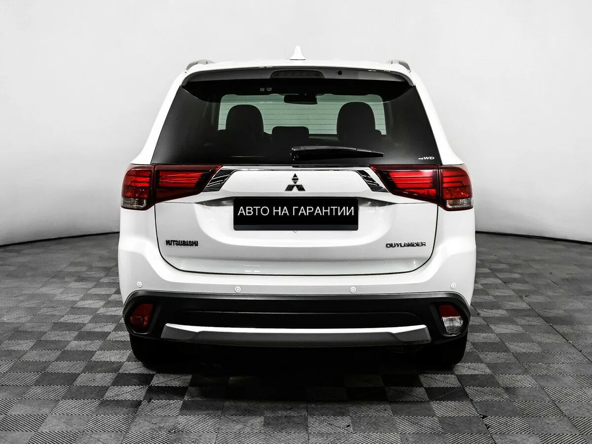 Mitsubishi Outlander III Рестайлинг 2 · Intense+ — фото 4