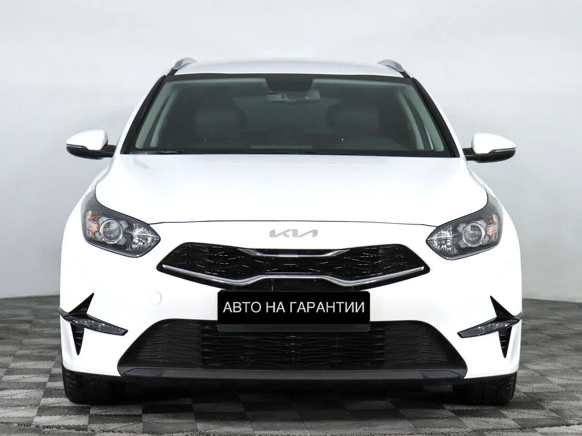 Kia Ceed III Рестайлинг · Premium — фото 2