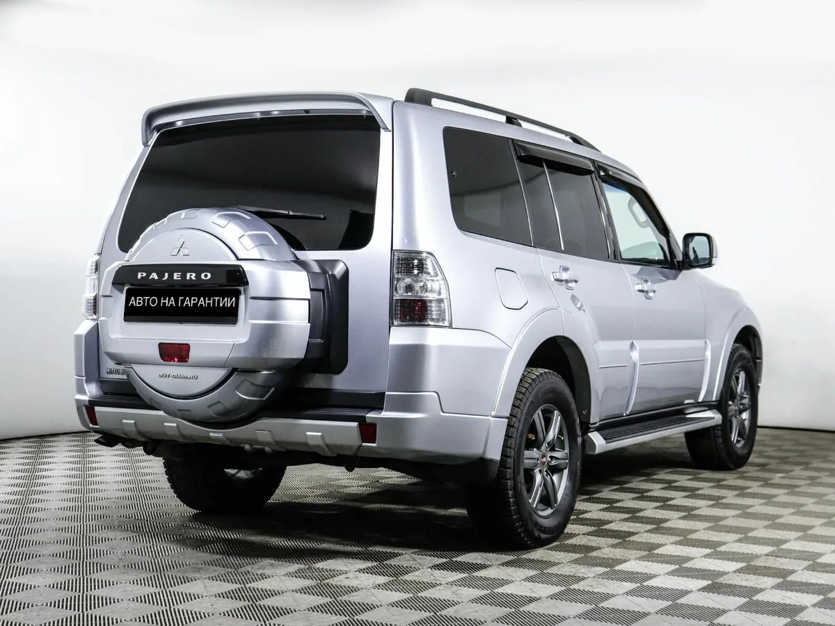 Mitsubishi Pajero IV Рестайлинг 1 · Intense — фото 3