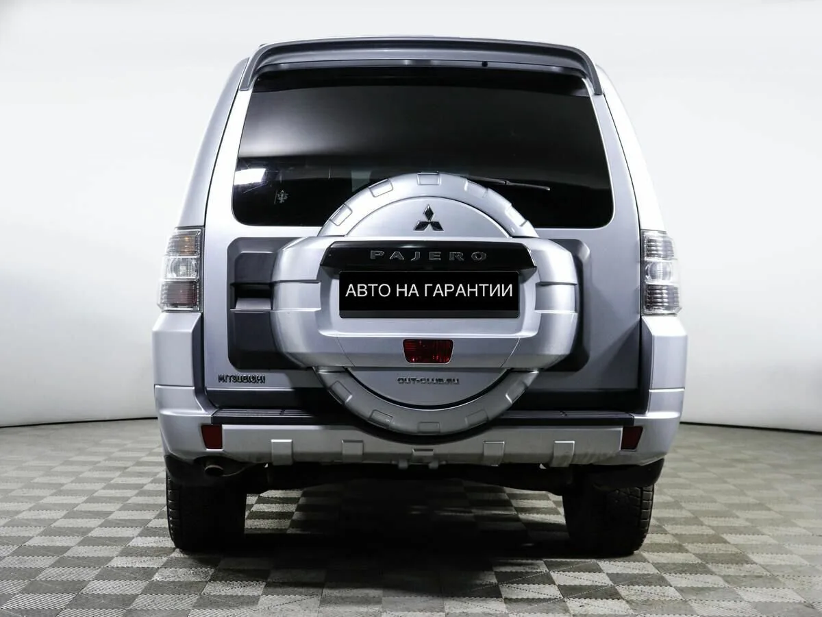 Mitsubishi Pajero IV Рестайлинг 1 · Intense — фото 4