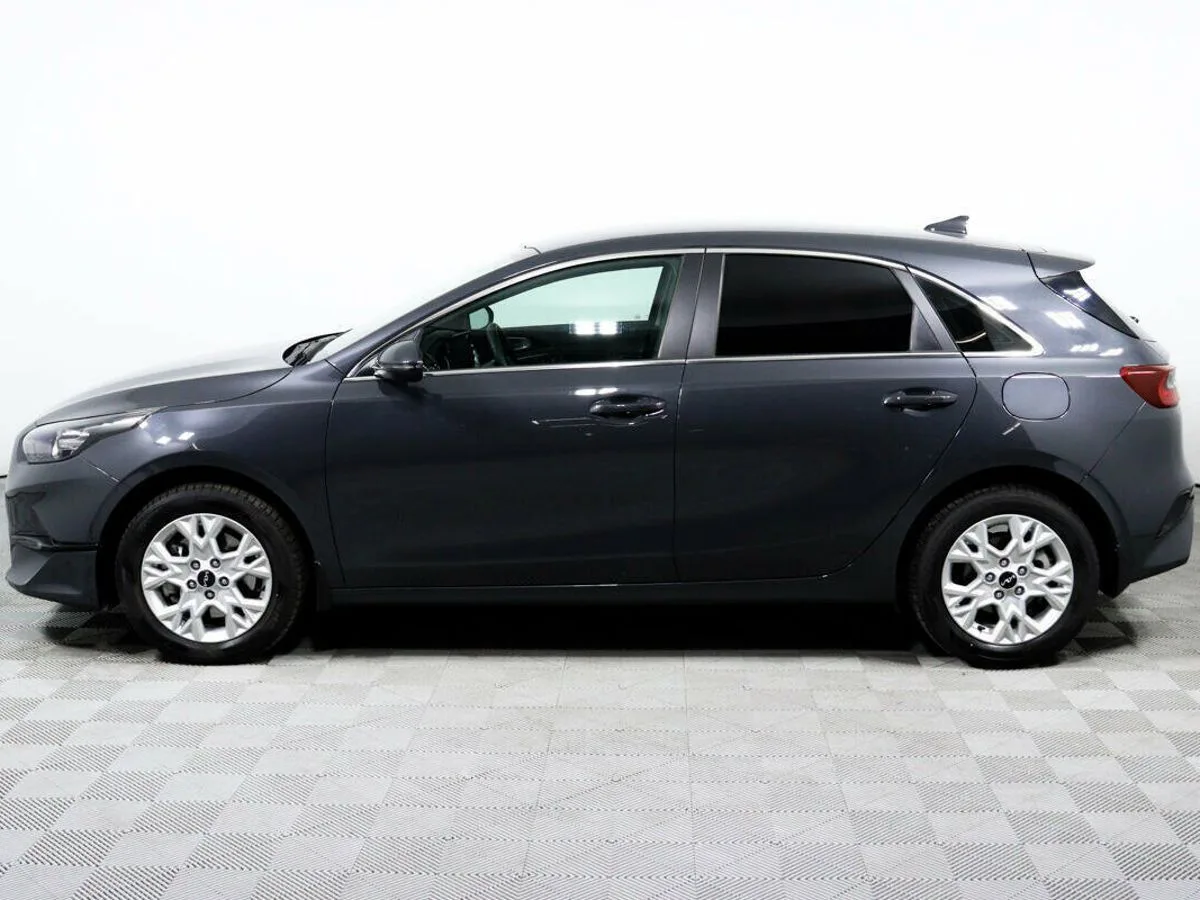 Kia Ceed III Рестайлинг · Premium — фото 3