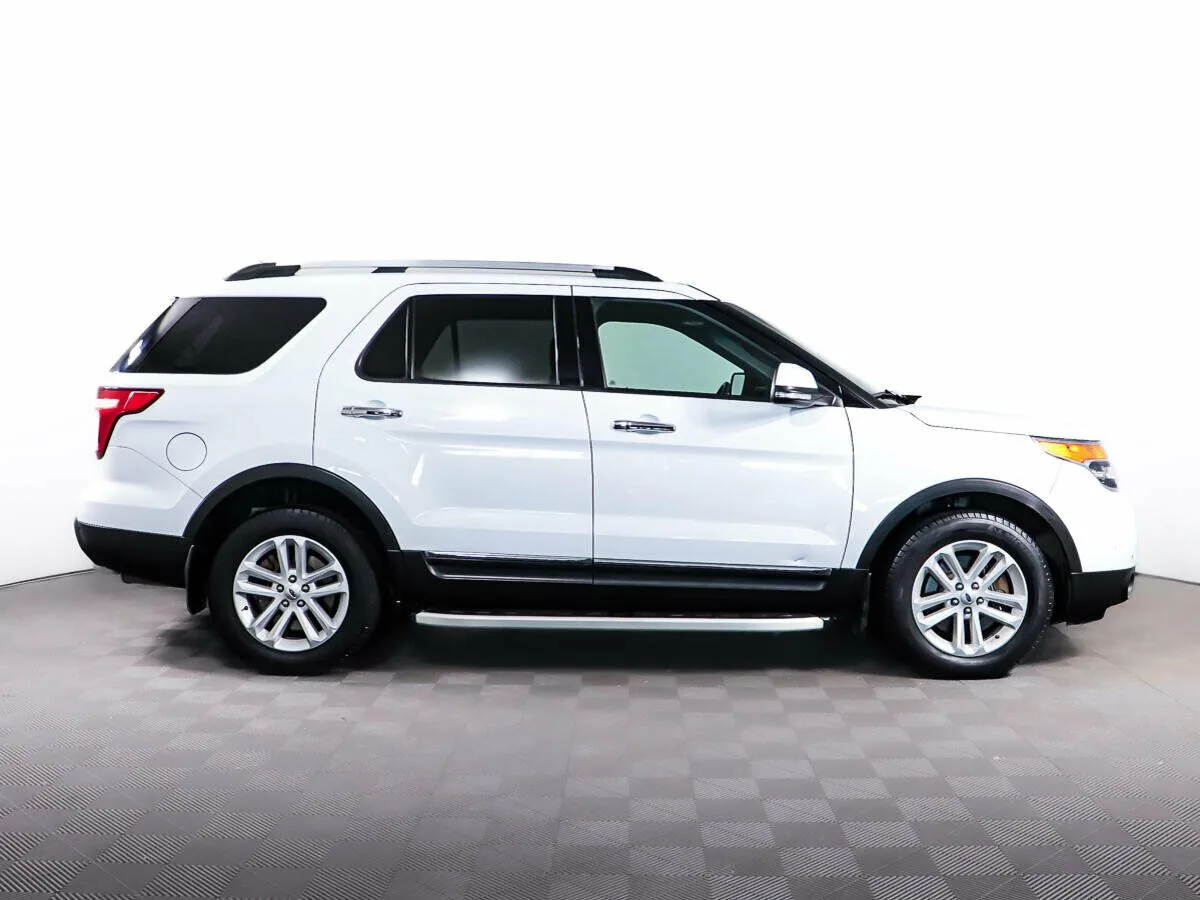 Ford Explorer V · Limited — фото 4