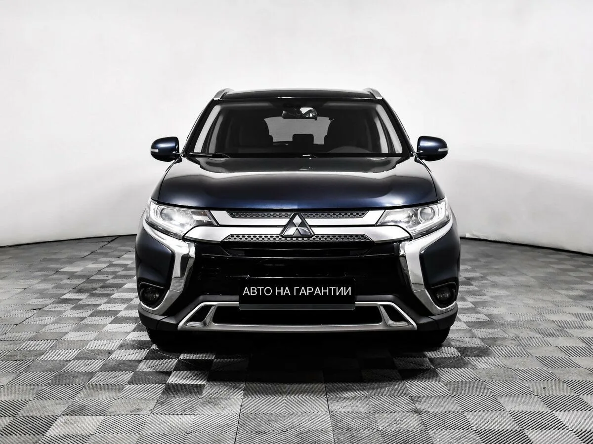 Mitsubishi Outlander III Рестайлинг 3 · Invite — фото 2