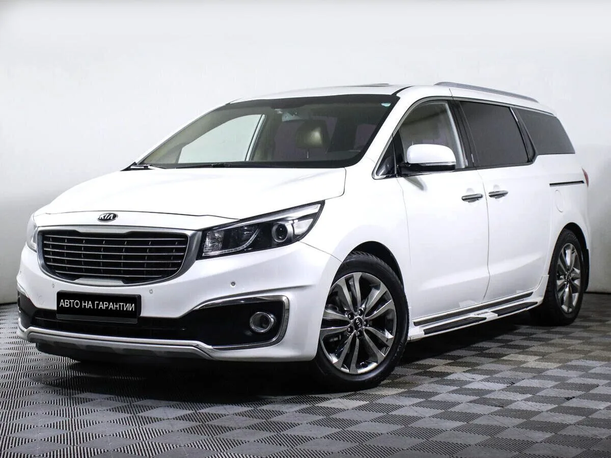 Kia Carnival III