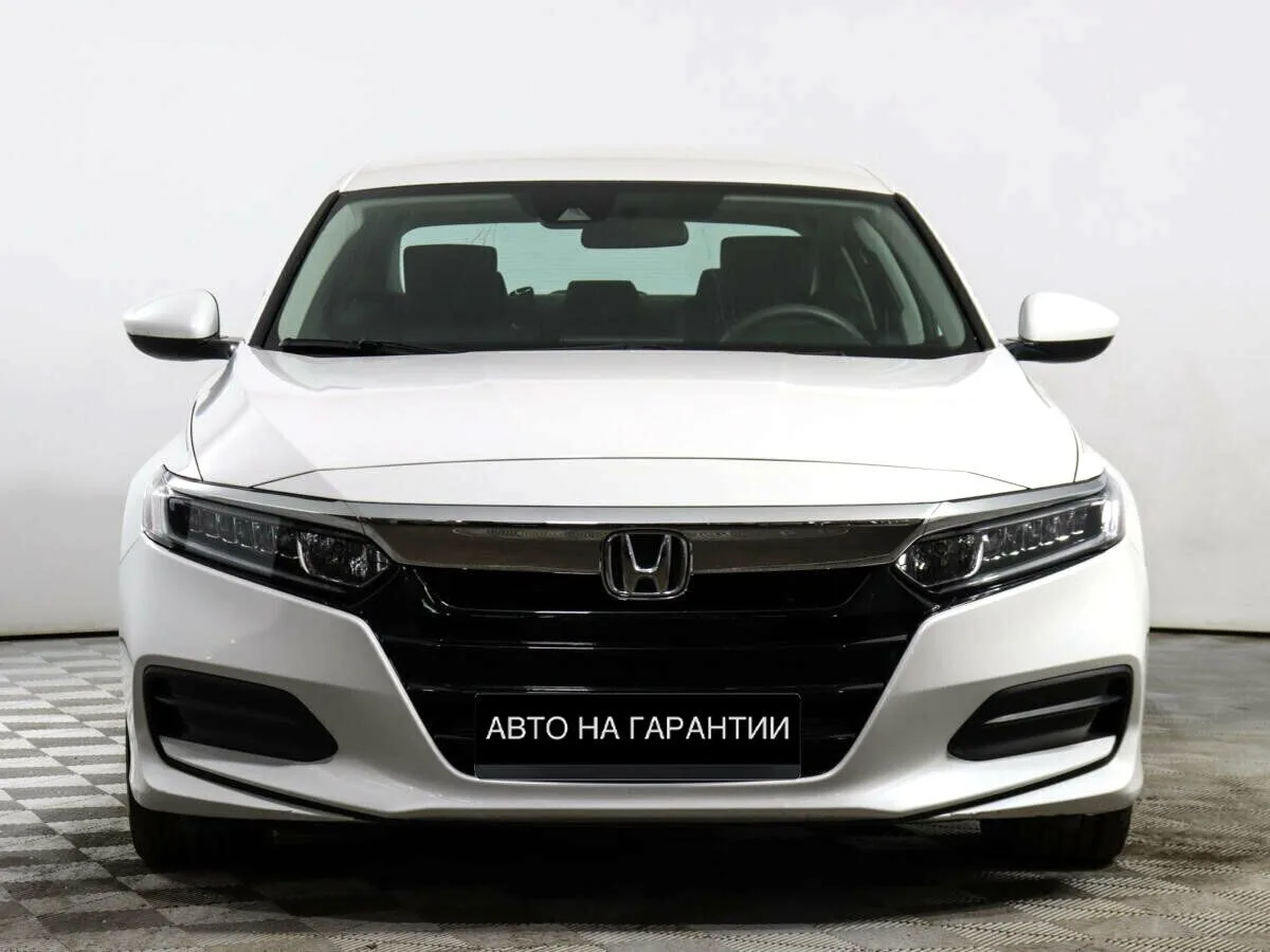 Honda Accord X — фото 2