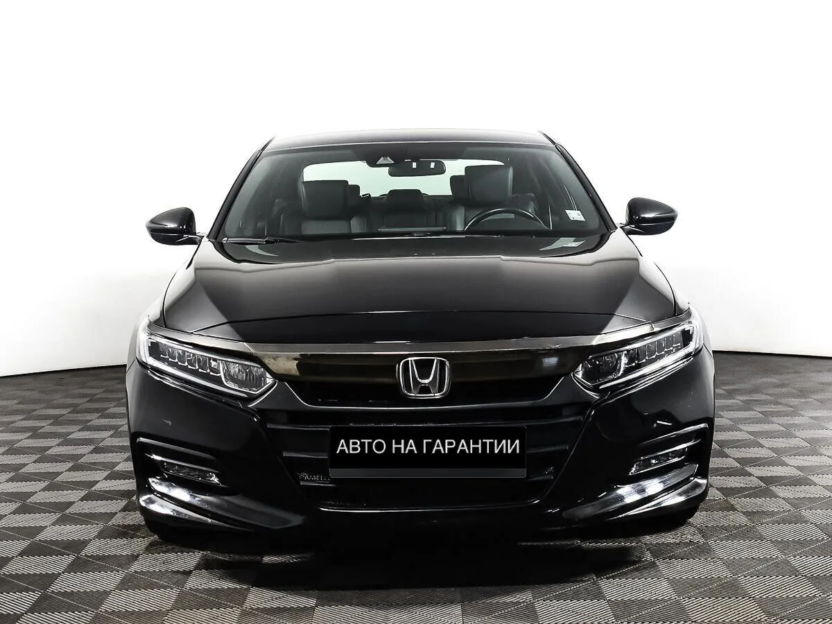 Honda Accord X — фото 2