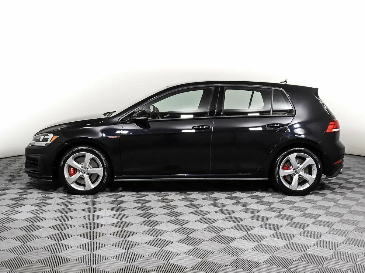 Volkswagen Golf GTI VII Рестайлинг — фото 3