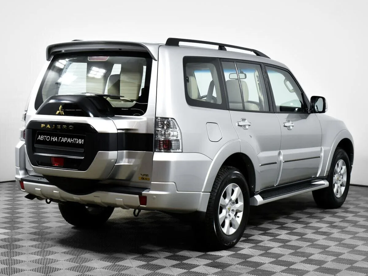 Mitsubishi Pajero IV Рестайлинг 2 · GLS — фото 5