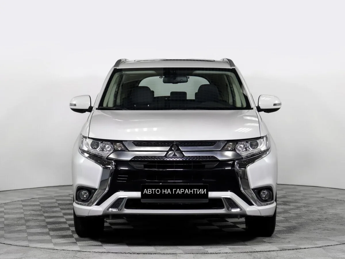 Mitsubishi Outlander III Рестайлинг 3 · Enjoy — фото 2
