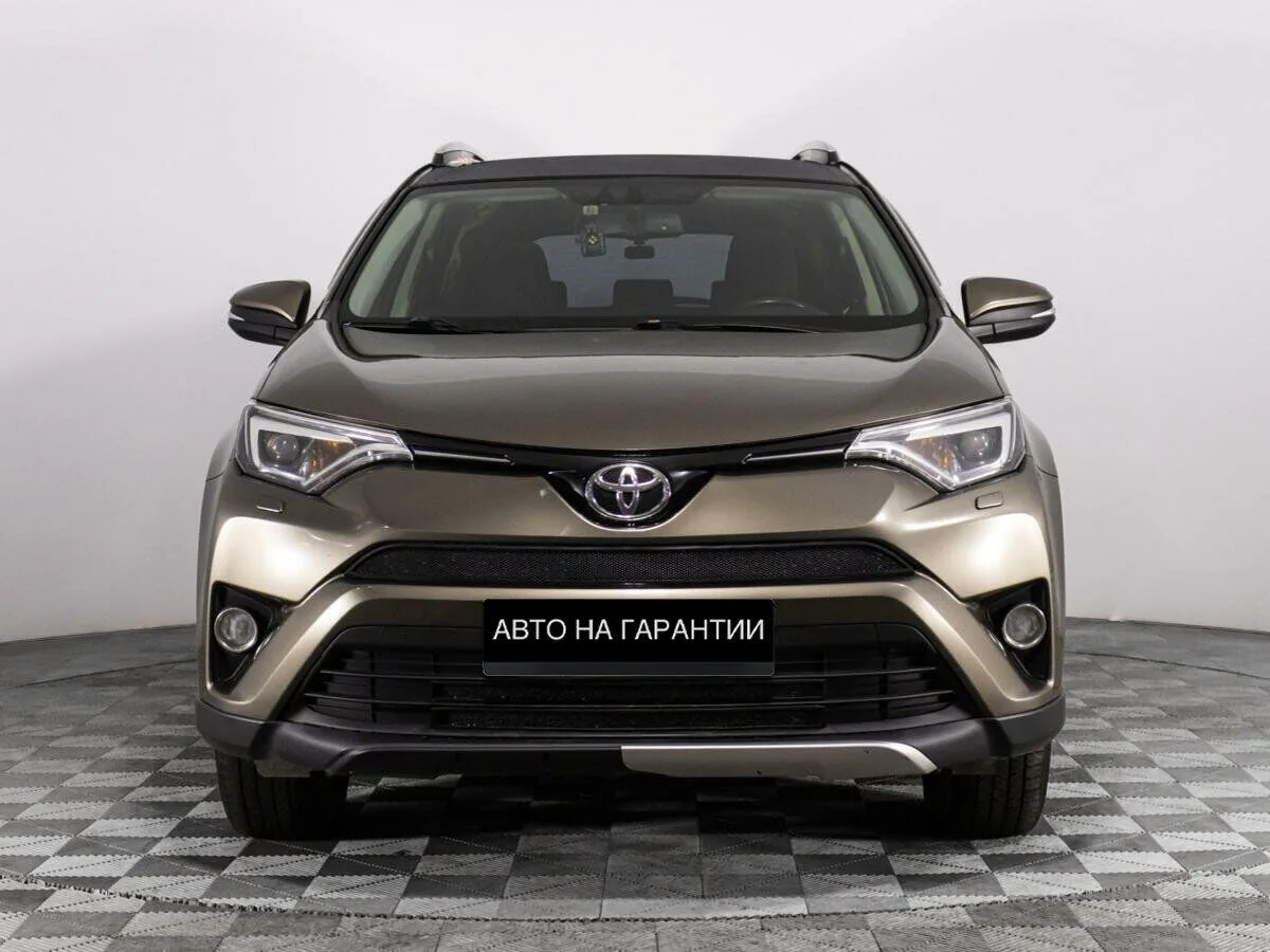 Toyota RAV4 IV (XA40) Рестайлинг · Комфорт — фото 2
