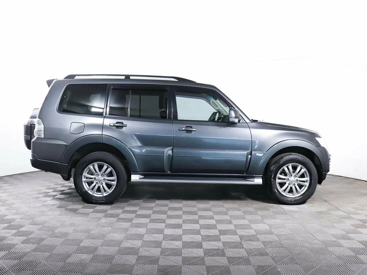 Mitsubishi Pajero IV Рестайлинг 2 · Intense — фото 4
