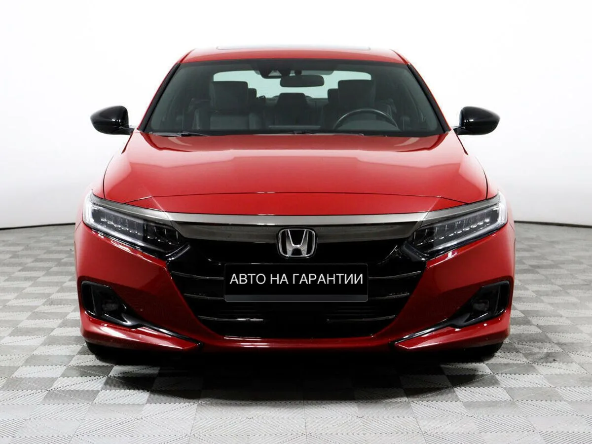 Honda Accord X Рестайлинг — фото 2