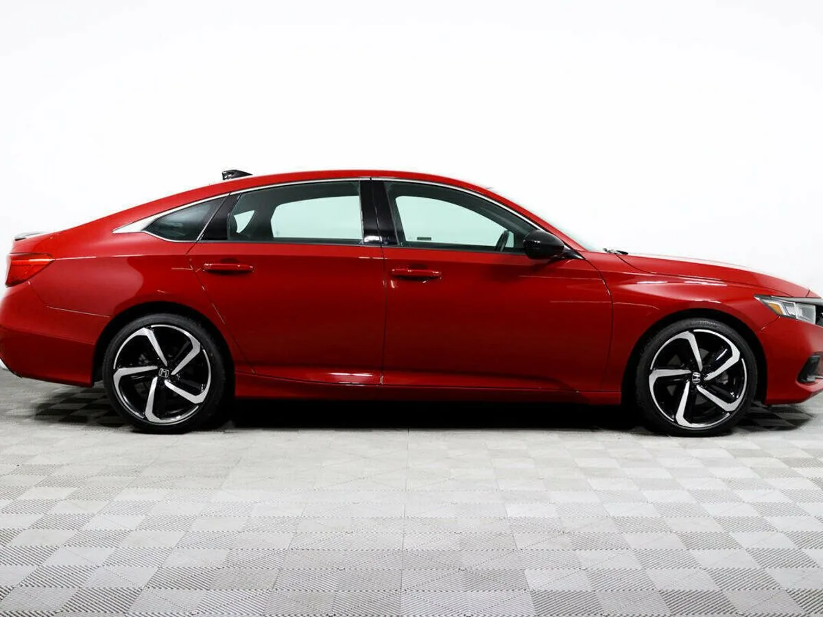 Honda Accord X Рестайлинг — фото 4