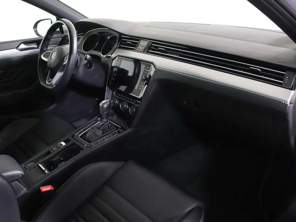 Volkswagen Passat B8 Рестайлинг — фото 5