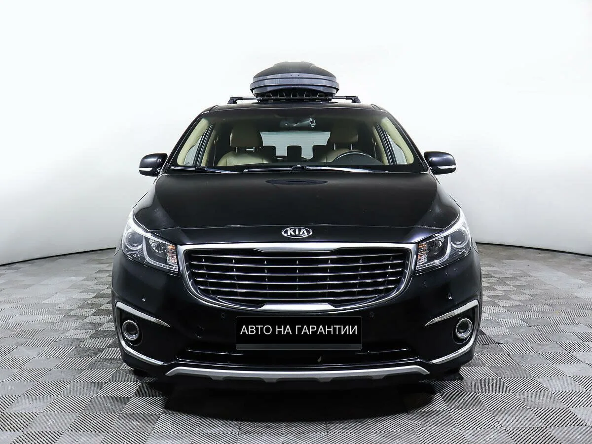 Kia Carnival III — фото 2