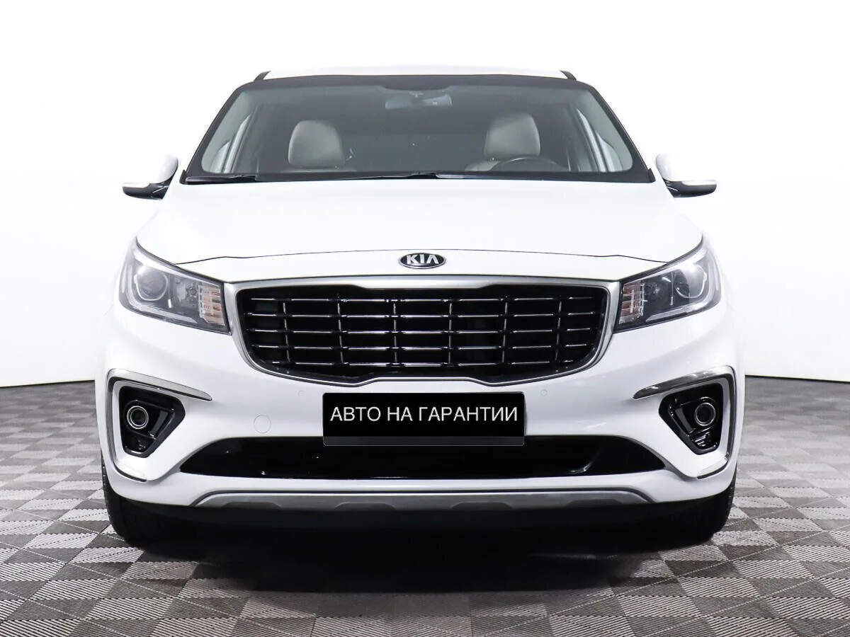 Kia Carnival III — фото 2