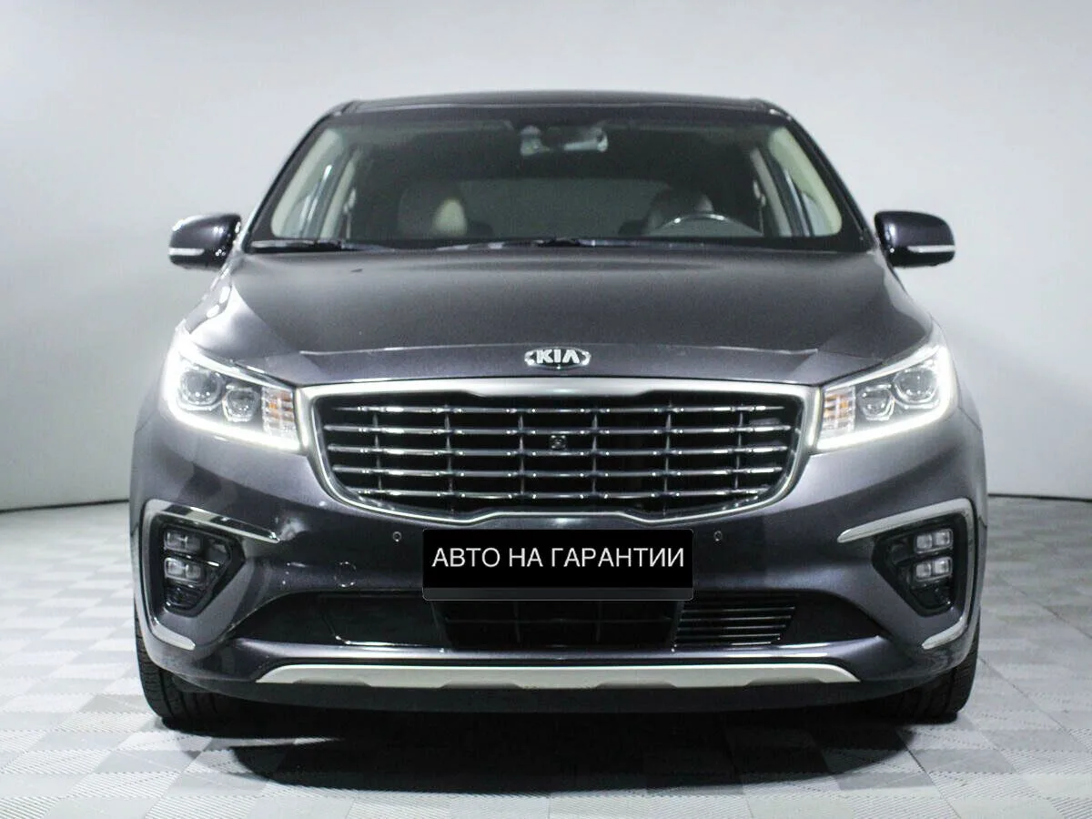 Kia Carnival III — фото 2