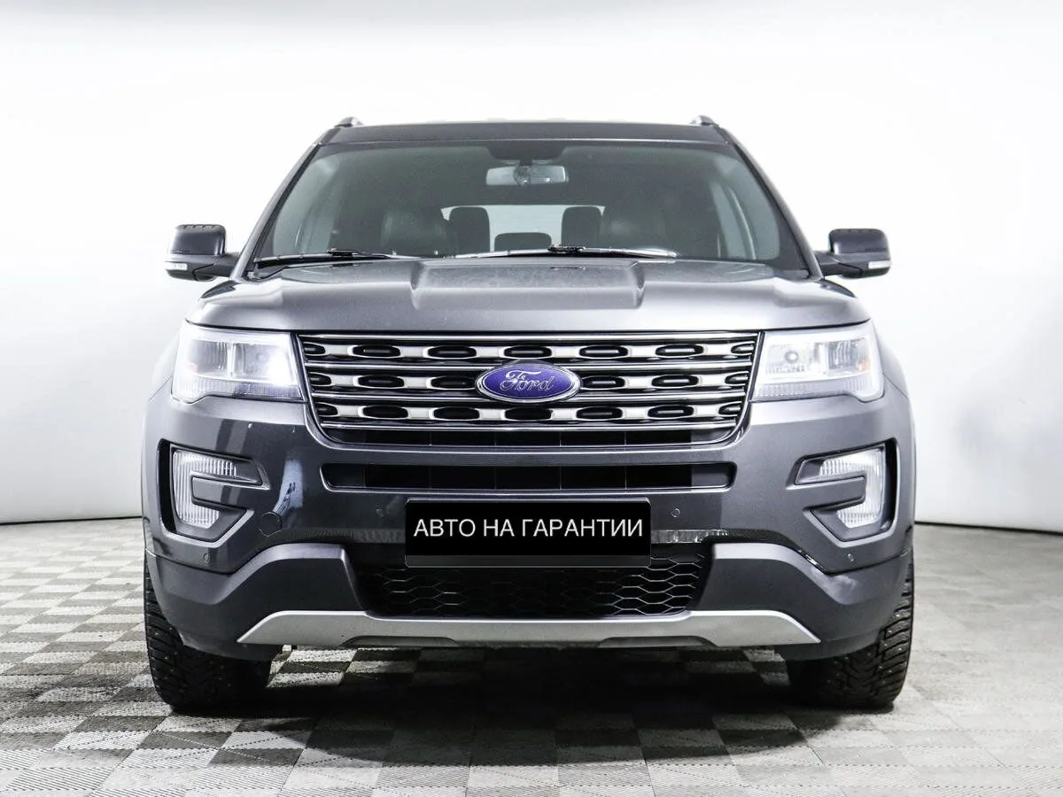 Ford Explorer V Рестайлинг · XLT — фото 2