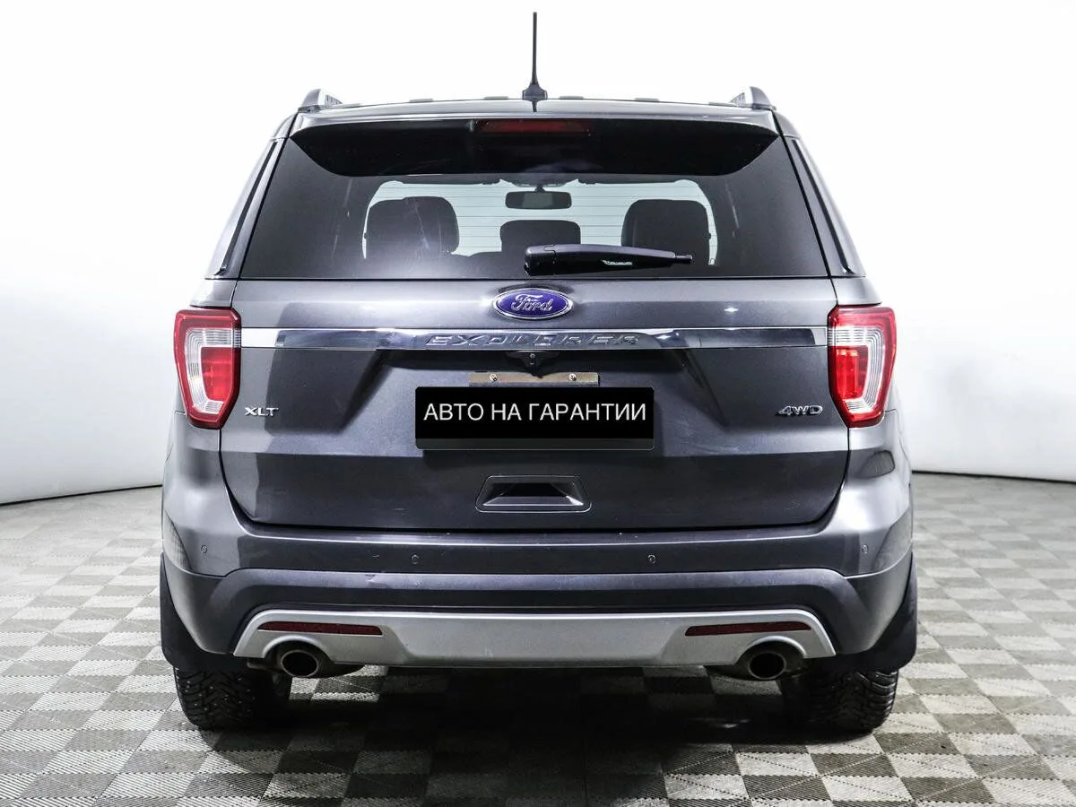 Ford Explorer V Рестайлинг · XLT — фото 4