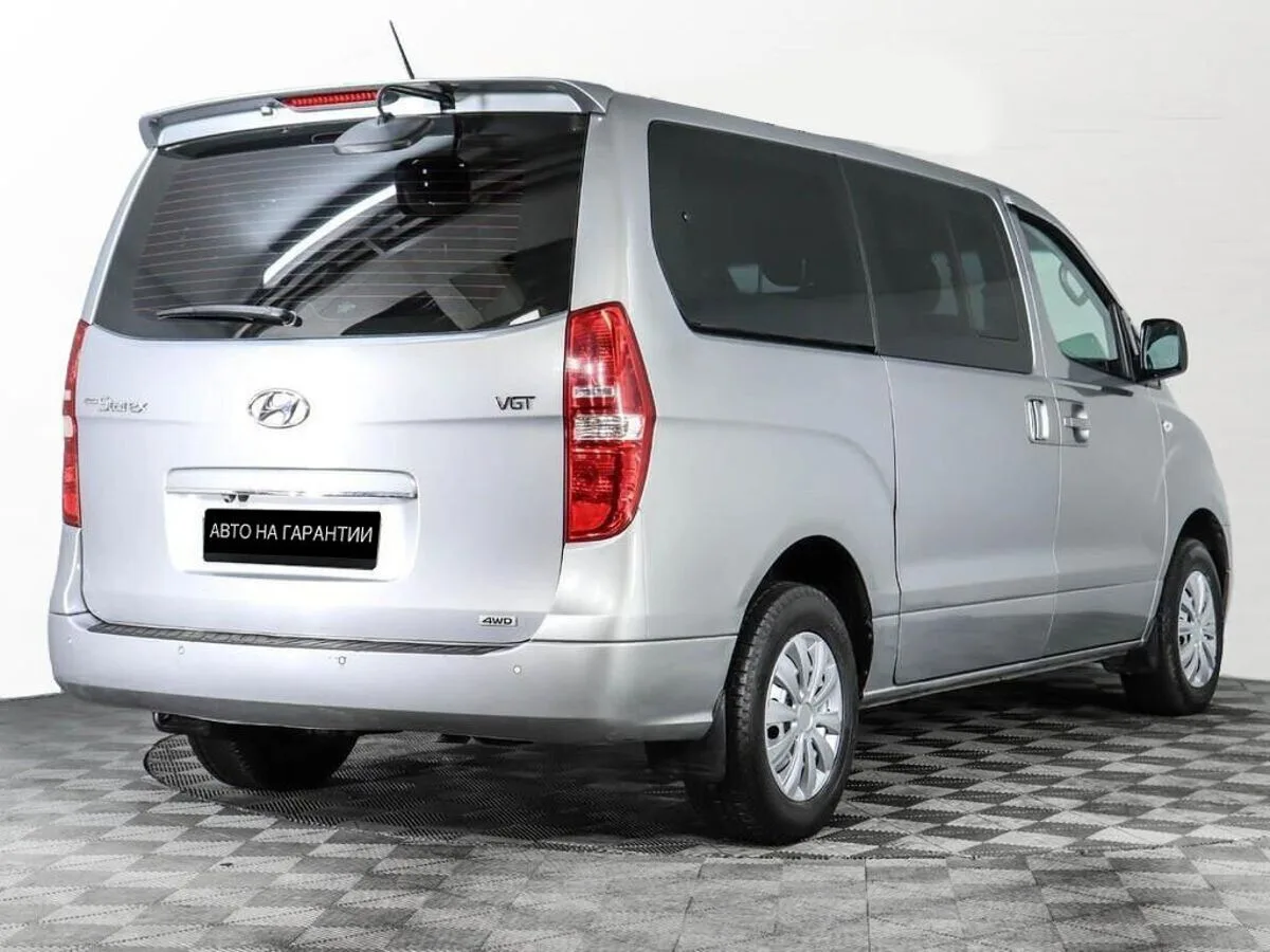 Hyundai Grand Starex I Рестайлинг — фото 4