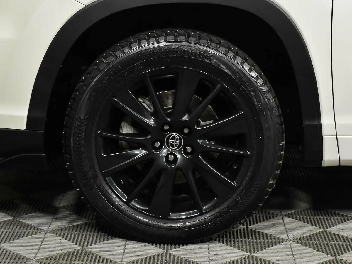 Toyota Highlander III (XU50) · Элеганс — фото 5