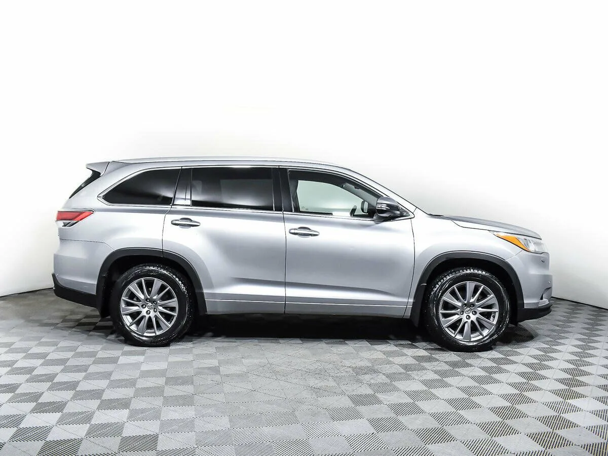 Toyota Highlander III (XU50) · Люкс — фото 4