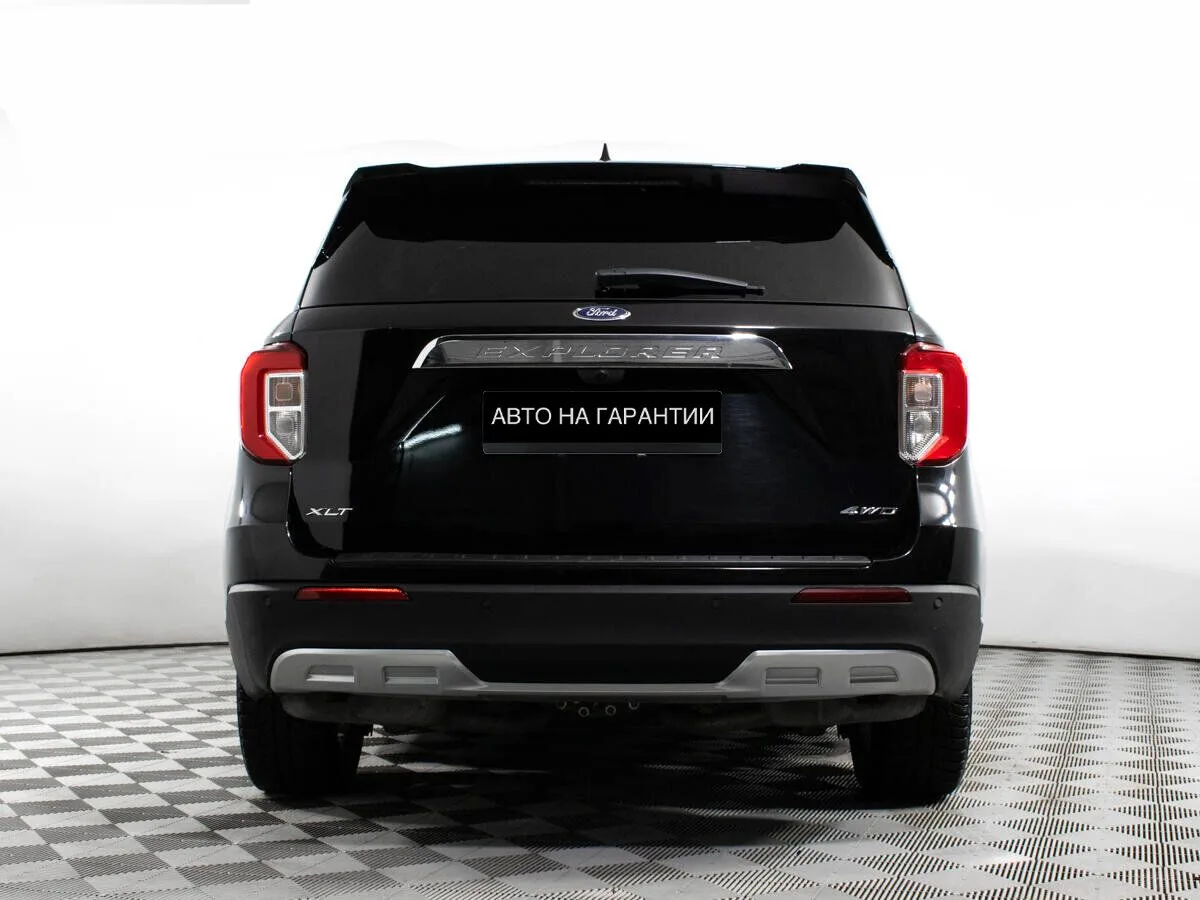 Ford Explorer VI — фото 4