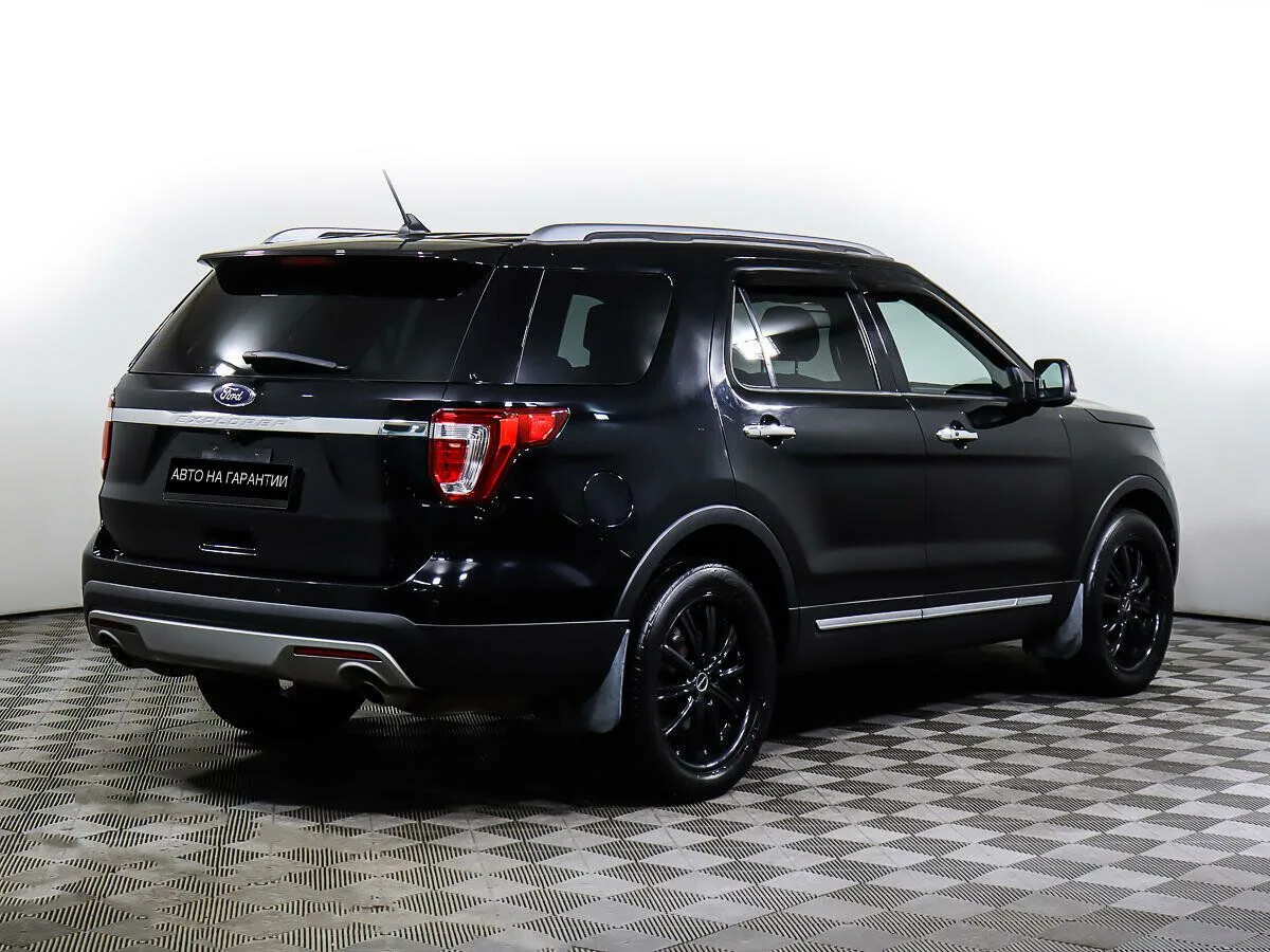 Ford Explorer V Рестайлинг · XLT — фото 5