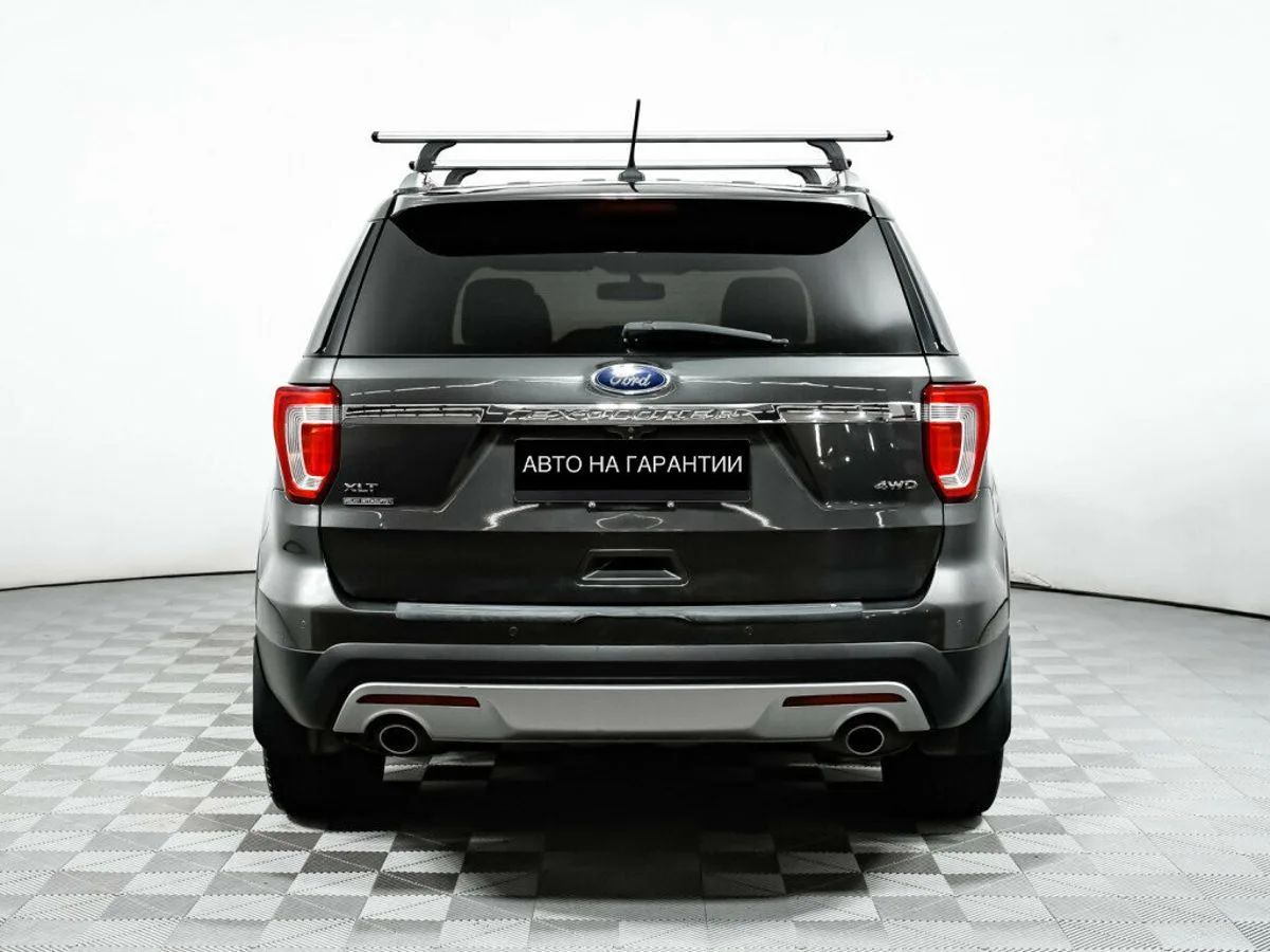 Ford Explorer V Рестайлинг · XLT — фото 4
