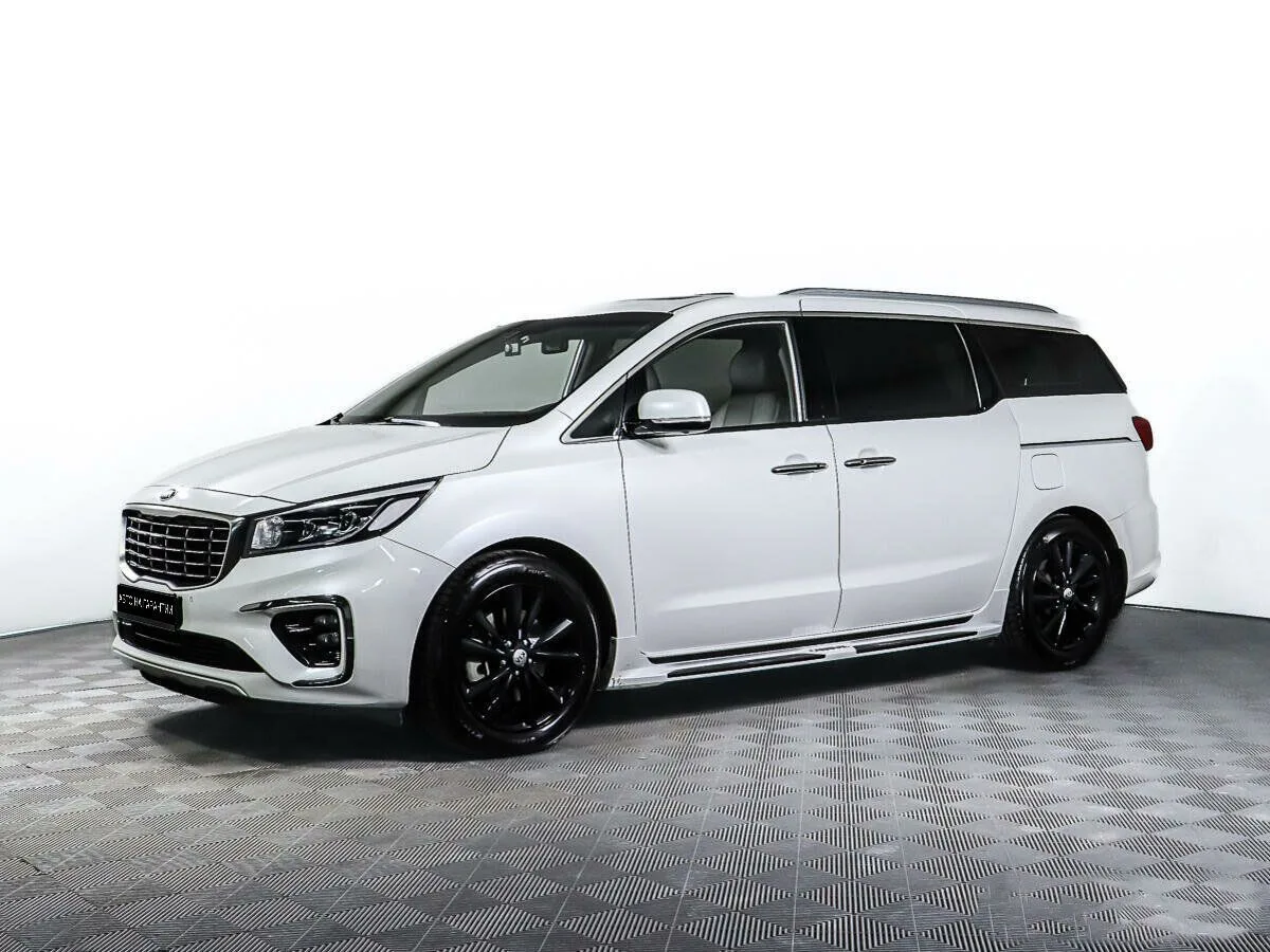 Kia Carnival III