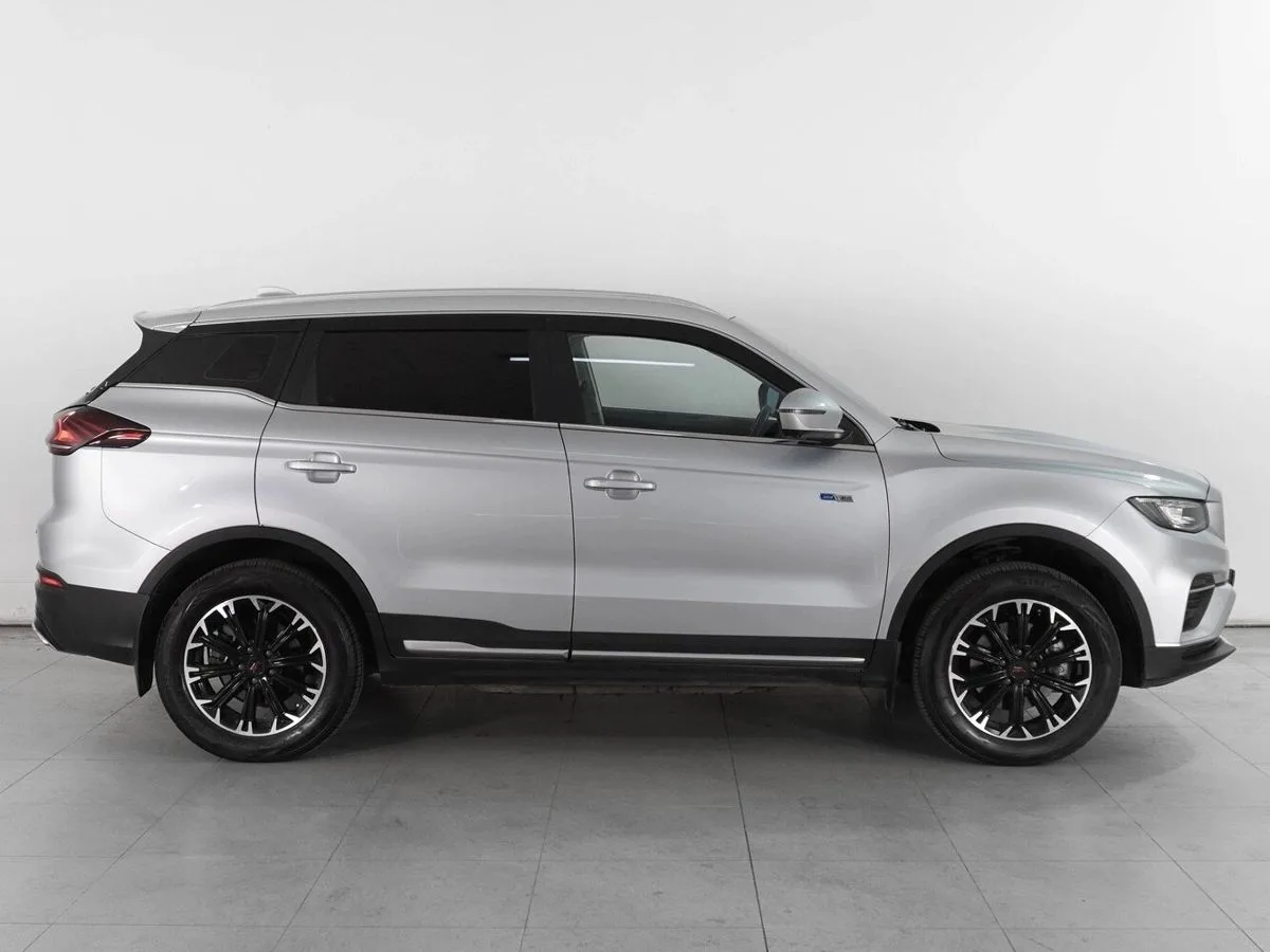 Geely Atlas Pro Flagship — фото 3