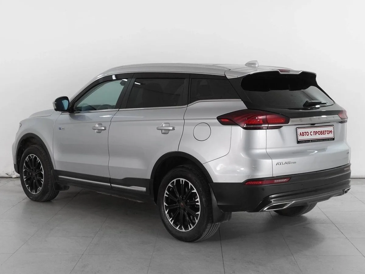 Geely Atlas Pro Flagship — фото 4